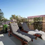 San Francisco Maisonette Villa *